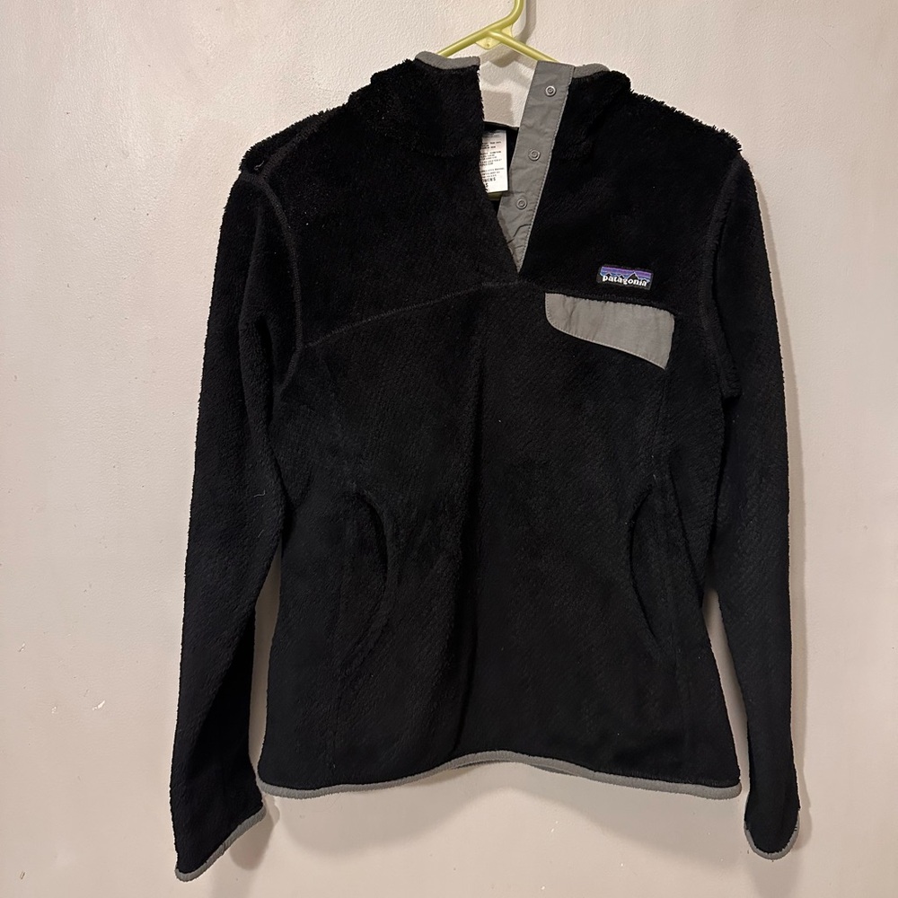 Patagonia Black and Gray Women's Fleece Hoodie